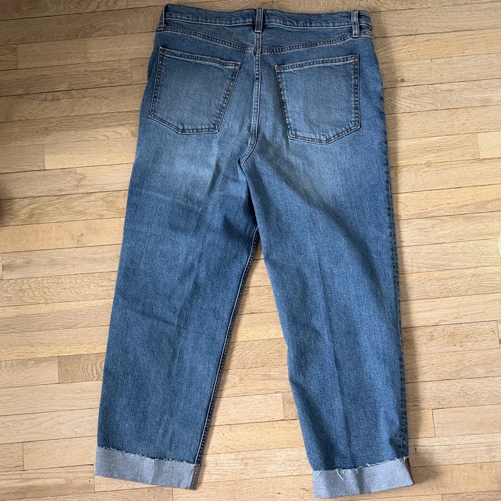 Universal Thread Classic Blue Jeans - Picture 5 of 6